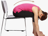 凳子瑜伽缓解腰部疼痛
