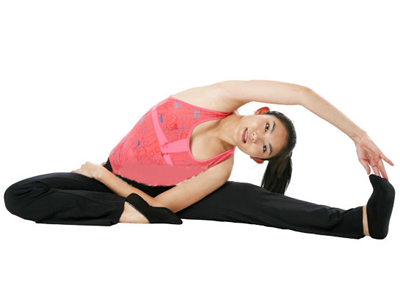 白领瑜伽课让你腰背放轻松更舒展