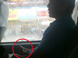 男子公交车上自慰 女子拍下视频举报