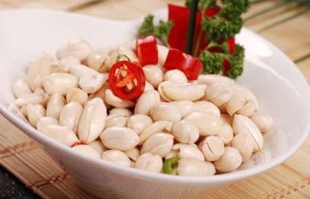 花生虽好要慎食 是9种人的“招魂符” 花生虽好要慎食 是9种人的“招魂符”