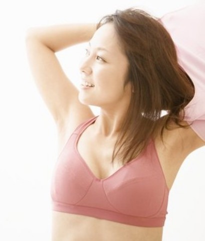 女人8级措施缓解乳房衰老