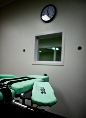 记者密探死刑注射 记者密探死刑注射