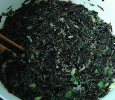 蓝紫色的紫菜