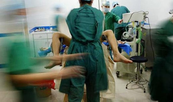 高清组图:变性手术全过程 高清组图:变性手术全过程