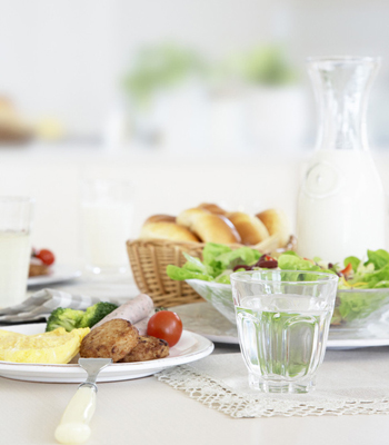 夏日多吃八种食物 美白养颜抗衰老