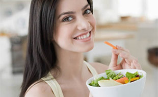 惊！贪吃零食惊让人患癌症？