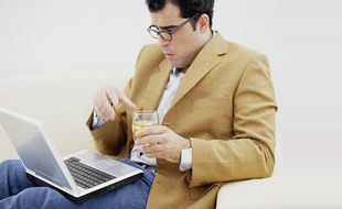 别让笔记本电脑伤害你的精子