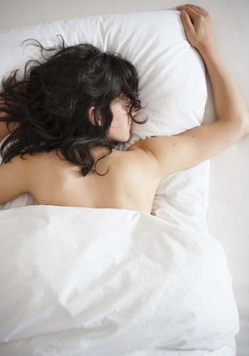 盘点女人24种睡眠方式 加速衰老