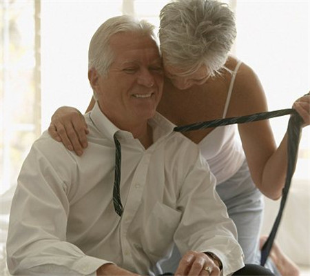 性爱对老人来说必不可少性爱对老人来说必不可少