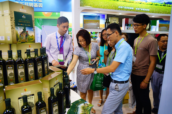 恒大兴安独家冠名第六届中国(广州)国际天然有机食品展览会圆满落幕 恒大兴安独家冠名第六届中国(广州)国际天然有机食品展览会圆满落幕恒大兴安独家冠名第六届中国(广州)国际天然有机食品展览会圆满落幕