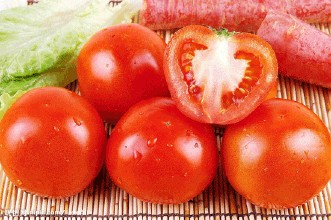 西红柿养生防病 治贫血防癌