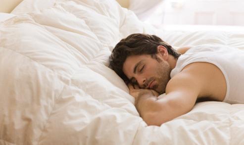 男人大肚腩竞是睡眠不足引起 改善睡眠消肚腩男人大肚腩竞是睡眠不足引起 改善睡眠消肚腩