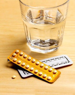 女性产生黄褐斑的七大原因避孕药1.jpg