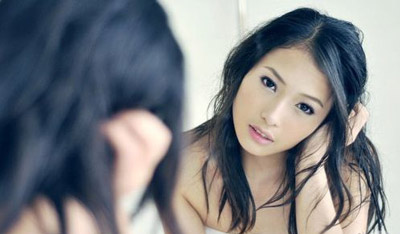容易引起女性脱发的原因脱发3.jpg