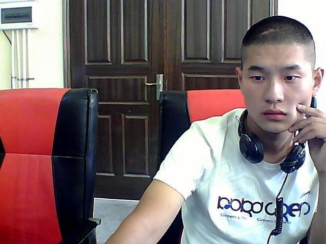 头上有疤不长头发图片